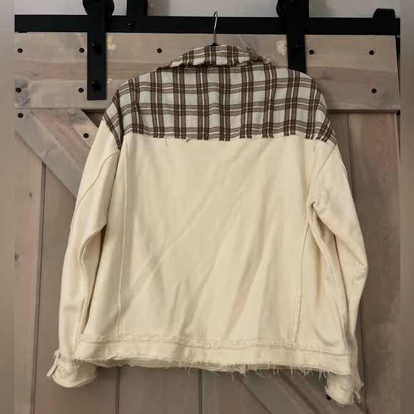 NWOT POL Plaid Shirt Jacket - Picture 3 of 8